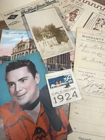 ****I BUY OLD PAPER ITEMS****CASH BUYER