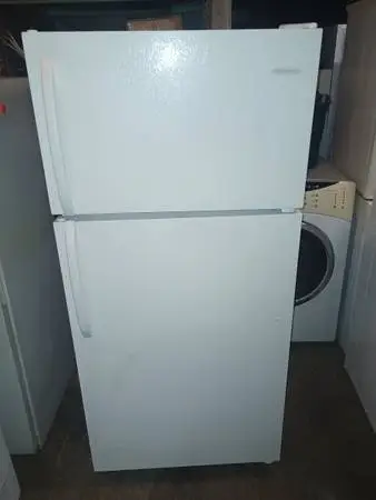 Apartment Size Refrigerators