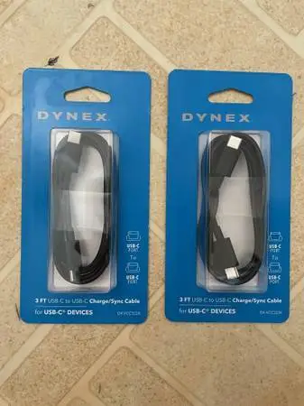 Dynex™ - 3 USB Type C-to-USB Type C Charge-and-Sync Cable - Black-NEW