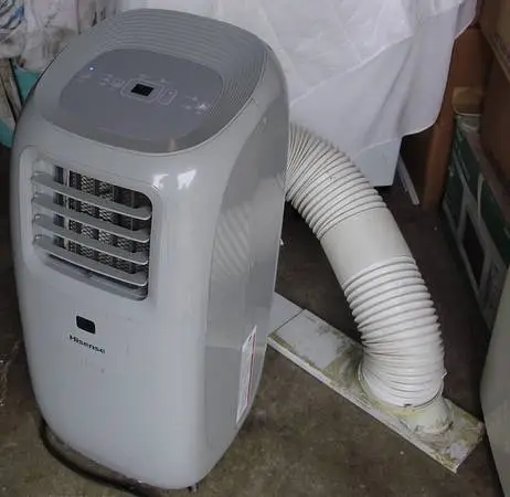 Hisense 6500 BTU Portable Air Conditioner with Window Vent Unit
