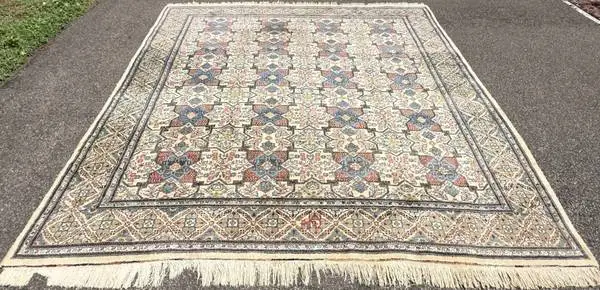 SIGNED PERSIAN TABRIZ MAHI-HERATI HAND-KNOTTED RUG, 9.11 x 12.5