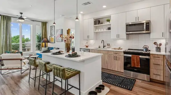 A Brand New Upscale Apartment in Addison - 6 WEEKS FREE!