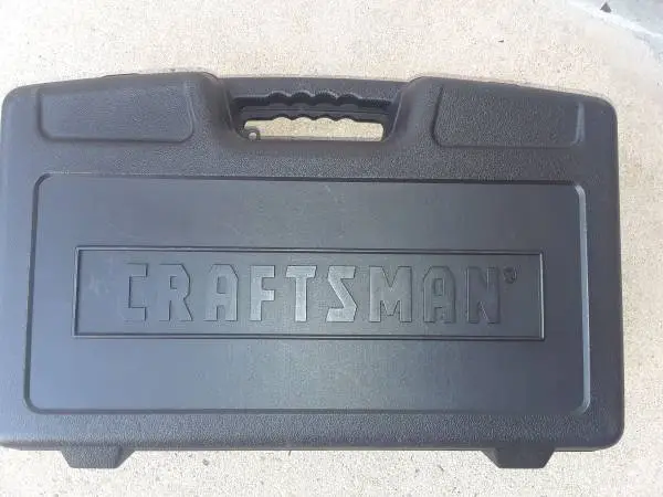 Craftsmen Recharable Drill / Driver Kit