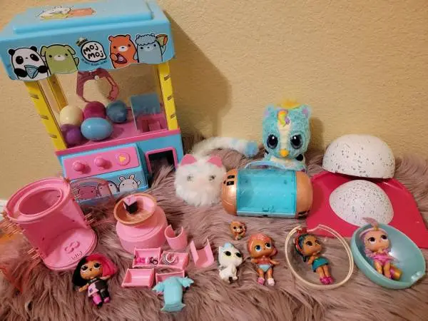 🐼 Rare LOT: Hatchimals LOL Pomsies & Moj Claw Machine 🐼