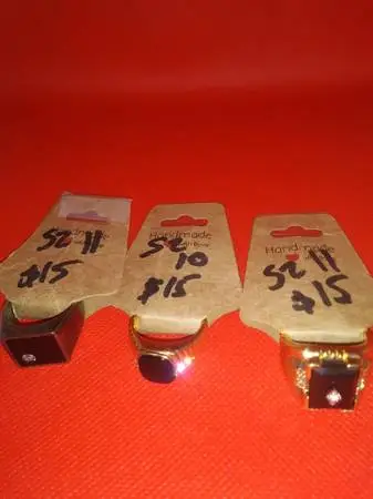 Set A- 3 rings pre-owned, good condition 1 size 10, 2 rings size 11