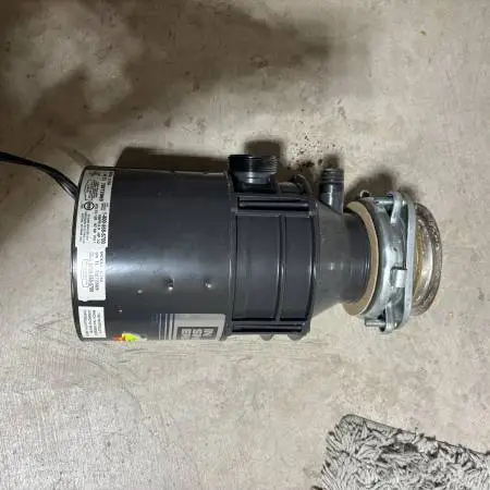 BADGER II INSinkerator garbage disposal