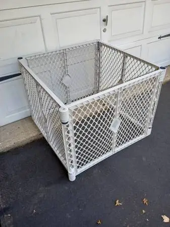 Baby Gate-Play Yard
