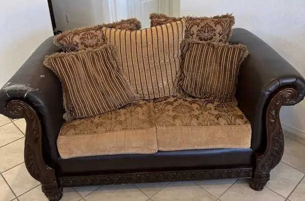 Free couch