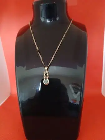 Necklace with pendant