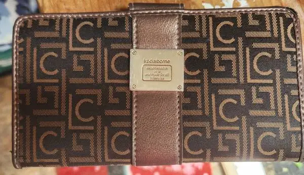 Womens wallet: Liz Claiborne  - good condition