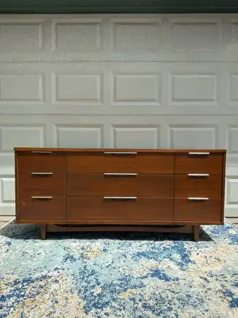 Kent Coffey MCM 9 Drawer Dresser