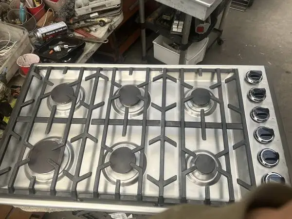 36 Viking Stainless Cooktop  VGSU