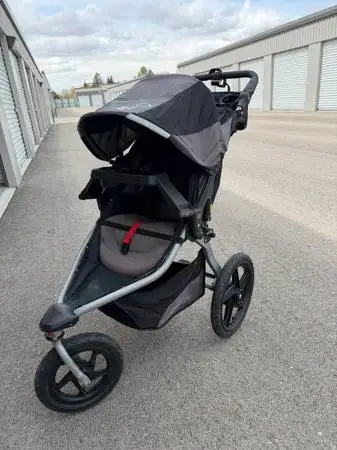 BOB Stroller with $90 Snack Tray Bar Accessory +