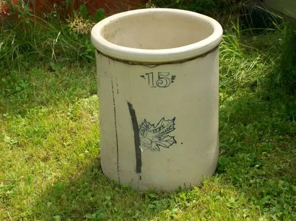 Western Stoneware 15gl Crock