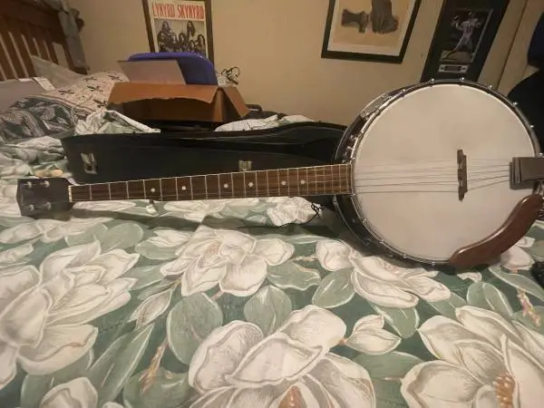 5 STRING RESONATOR BANJO