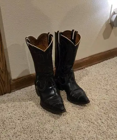 Nocona Cowboy Boots - Size 9