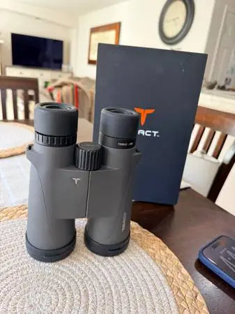 Tract Optic Binoculars