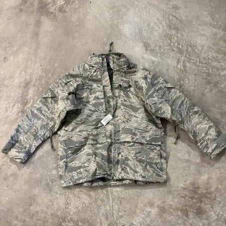 Gore Tex jacket L