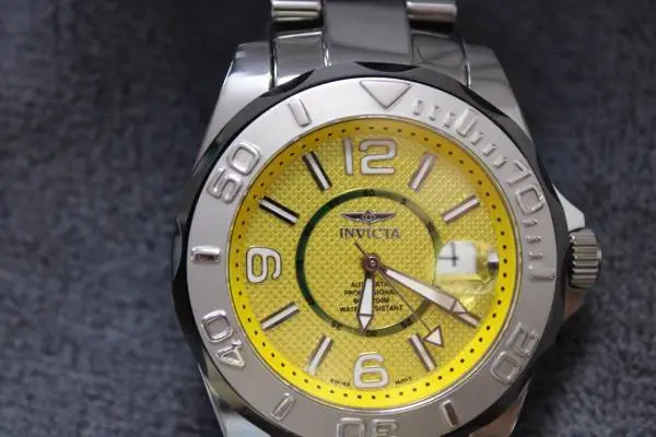 Invicta Pro Diver Automatic Swiss Made Model 3412 Watch