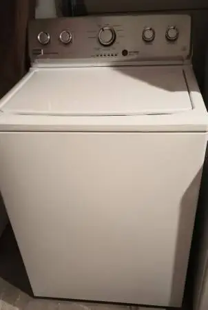 Like New Maytag Top Load Washer Excellent Condition (washer only)