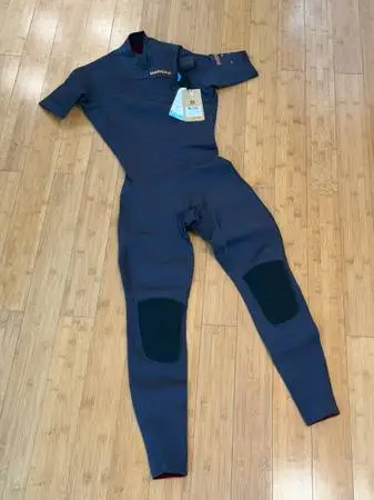 Manera Seafarer 2/2 Wetsuit — Mens L, Front-Zip, New with Tags