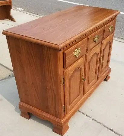 Tell City Solid Maple Buffet / Hutch