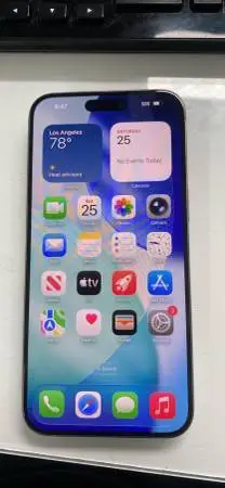 Apple iPhone 15 Pro Max 256GB - UNLOCKED