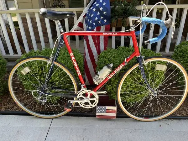Raleigh Team USA R555-SL Chrome Moly 25” frame