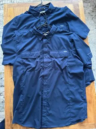 2 mens Columbia Omni Shield Button Up Short Sleeve Shirts Navy Large $25