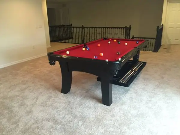 POOL TABLE MOVING & POOL TABLE REFELTING