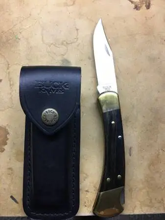 Folding Buck Knife 110