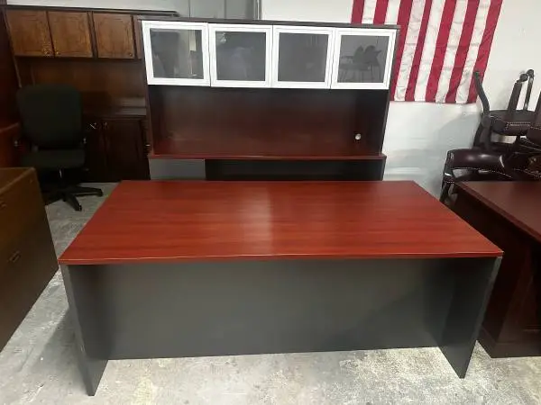 OFFICE DESK AND CREDENZA WITH HUTCH