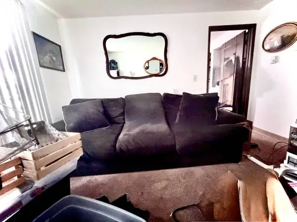 9’ Super comfy sofa