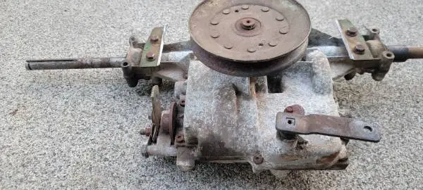 JD Manual Spicer Trans Axle  / Transmission