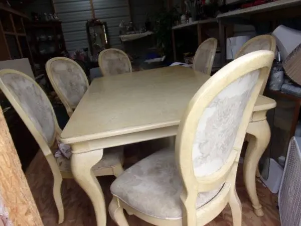 ESTATE ITEMS make offer , BY appointment