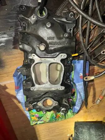 Sbc performer intake manifold