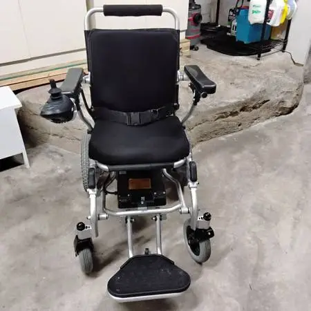 Electric Folding Wheelchair, Like New Condition