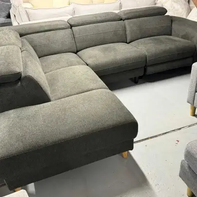 🌟 Harvey Norman Brand New Corner With Recliner– LIMITED STOCK 🌟