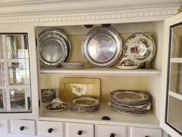 Quality Wilton Armetale Chargers / Servers, USA-Made !