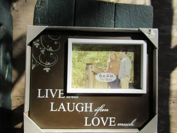 NEW IN BOX: Photo Frame Live, Laugh, Love