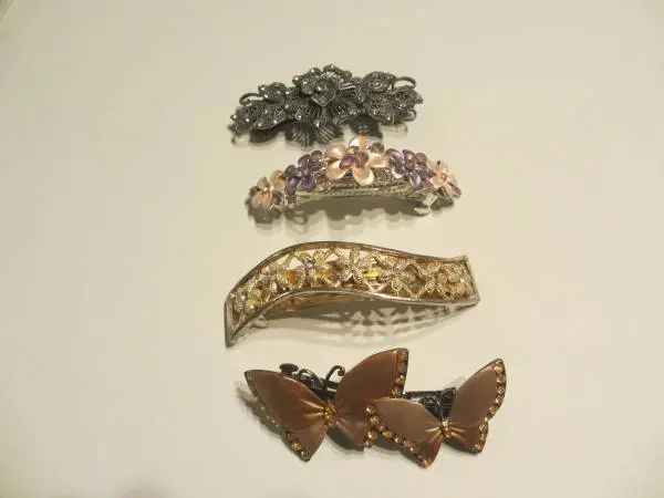 4 Pretty Vintage Hair Barettes