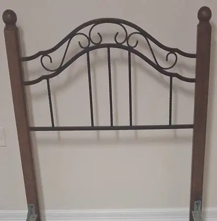 TWIN HEADBOARD FOOT BOARD AND BED FRAME