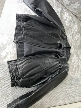 Men’s Leather Jacket