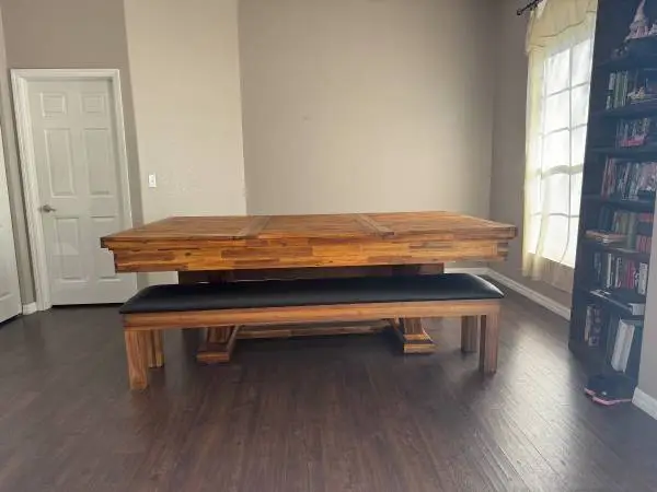 POOL TABLE MOVING & POOL TABLE REFELTING