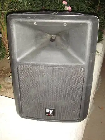 ELECTRO VOICE EV SXA100 POWERED SPEAKER