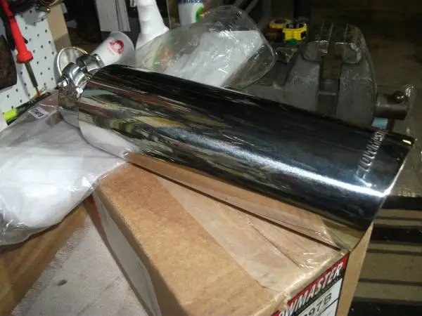 Flow Master Exhaust Tip NEW IN BOX. Stainless Sleeves