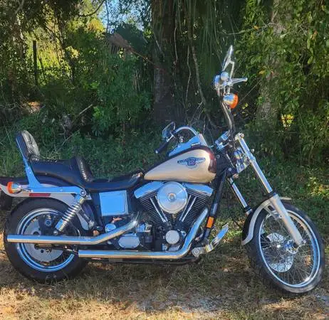 Harley Davidson 95th Anniversary Edition 1998 Dyna Wide Glide