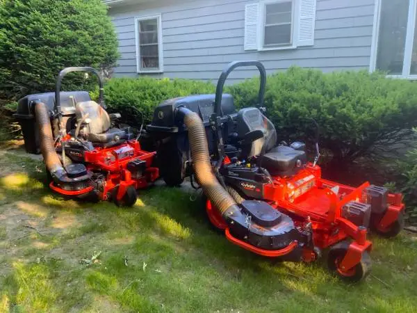 Kubota o turn mowers 30 hp 54inch