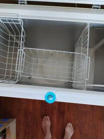 Chest freezer