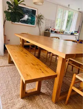 Solid Oak Natural Dining Table + matching bench seat + 5x Wishbone sea